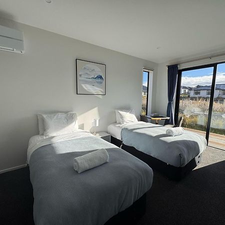 Luminous Tekapo Hotel Лейк Текапо Екстериор снимка