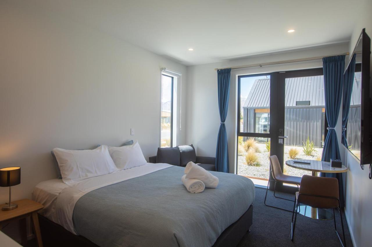 Luminous Tekapo Hotel Лейк Текапо Екстериор снимка