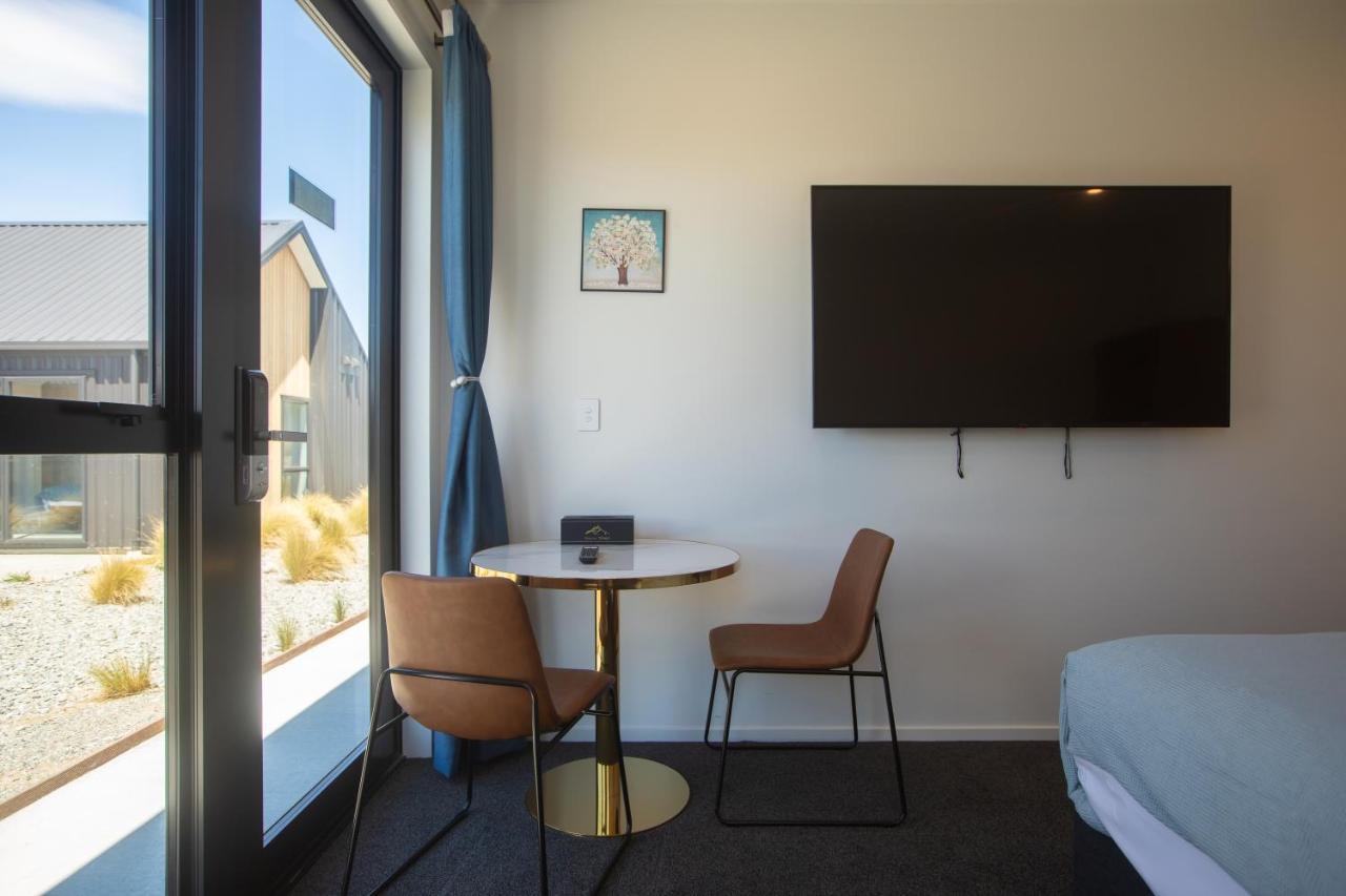 Luminous Tekapo Hotel Лейк Текапо Екстериор снимка