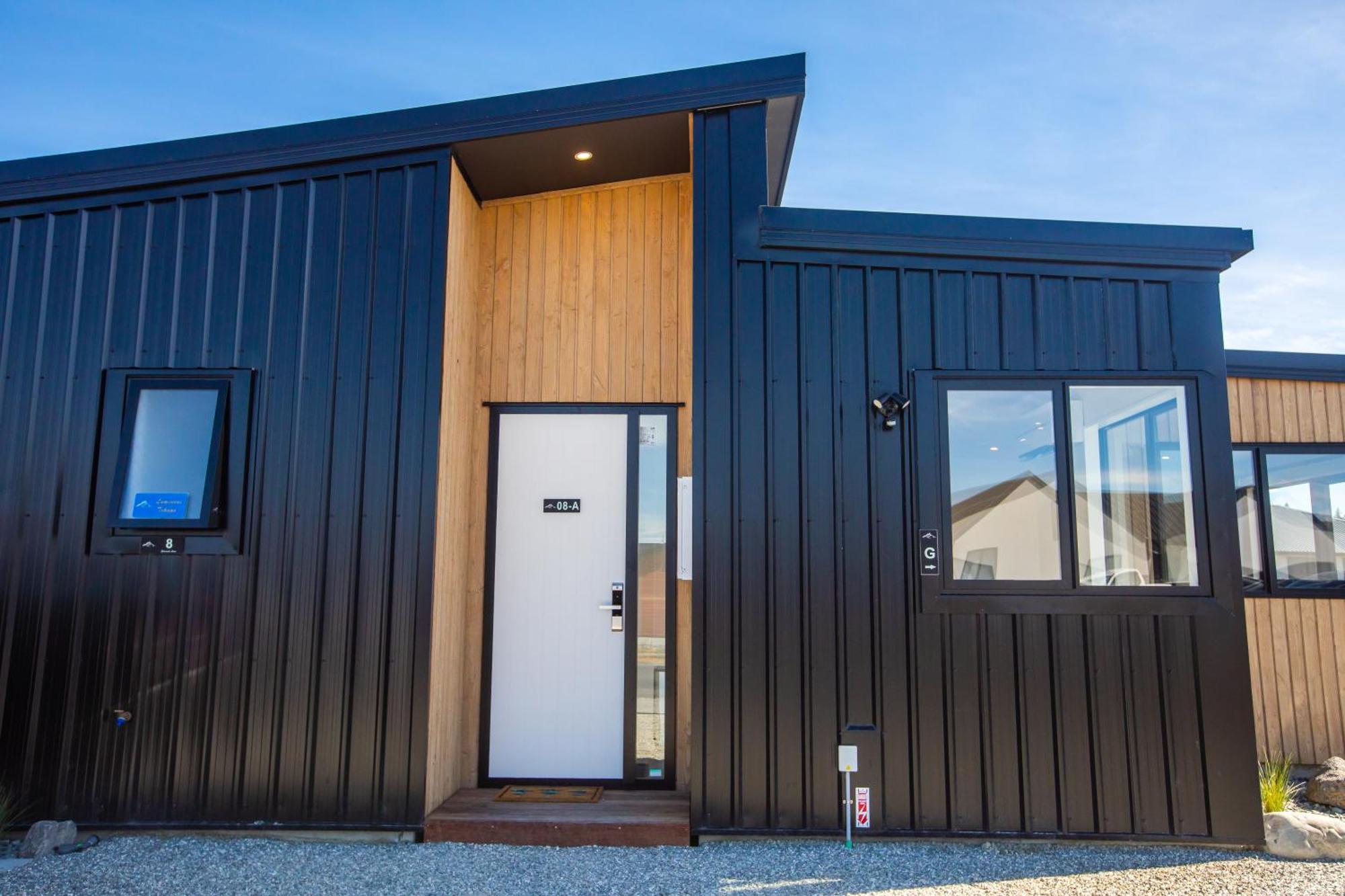 Luminous Tekapo Hotel Лейк Текапо Екстериор снимка