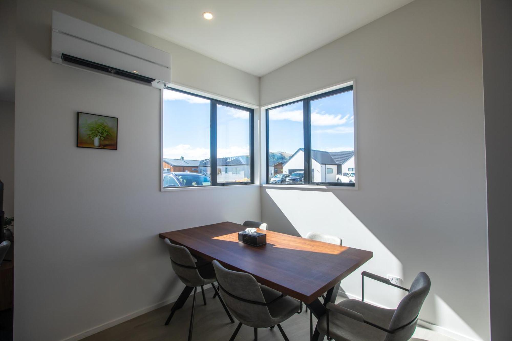 Luminous Tekapo Hotel Лейк Текапо Екстериор снимка